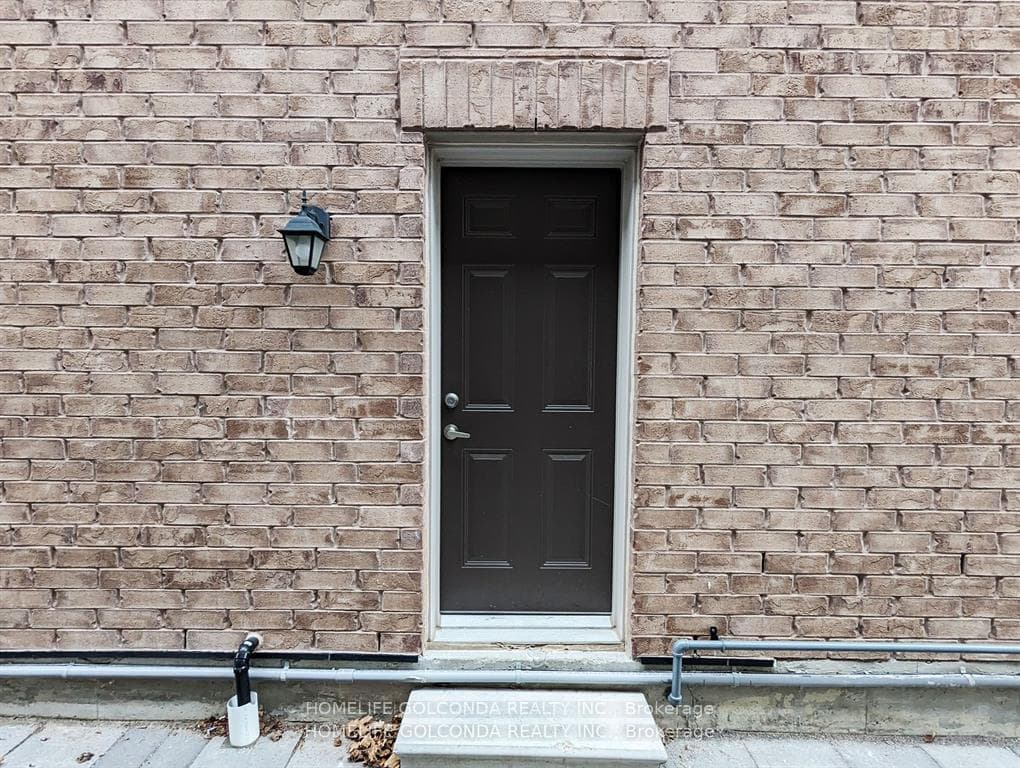 19 Erintol Way Unit Bsmt photo 2
