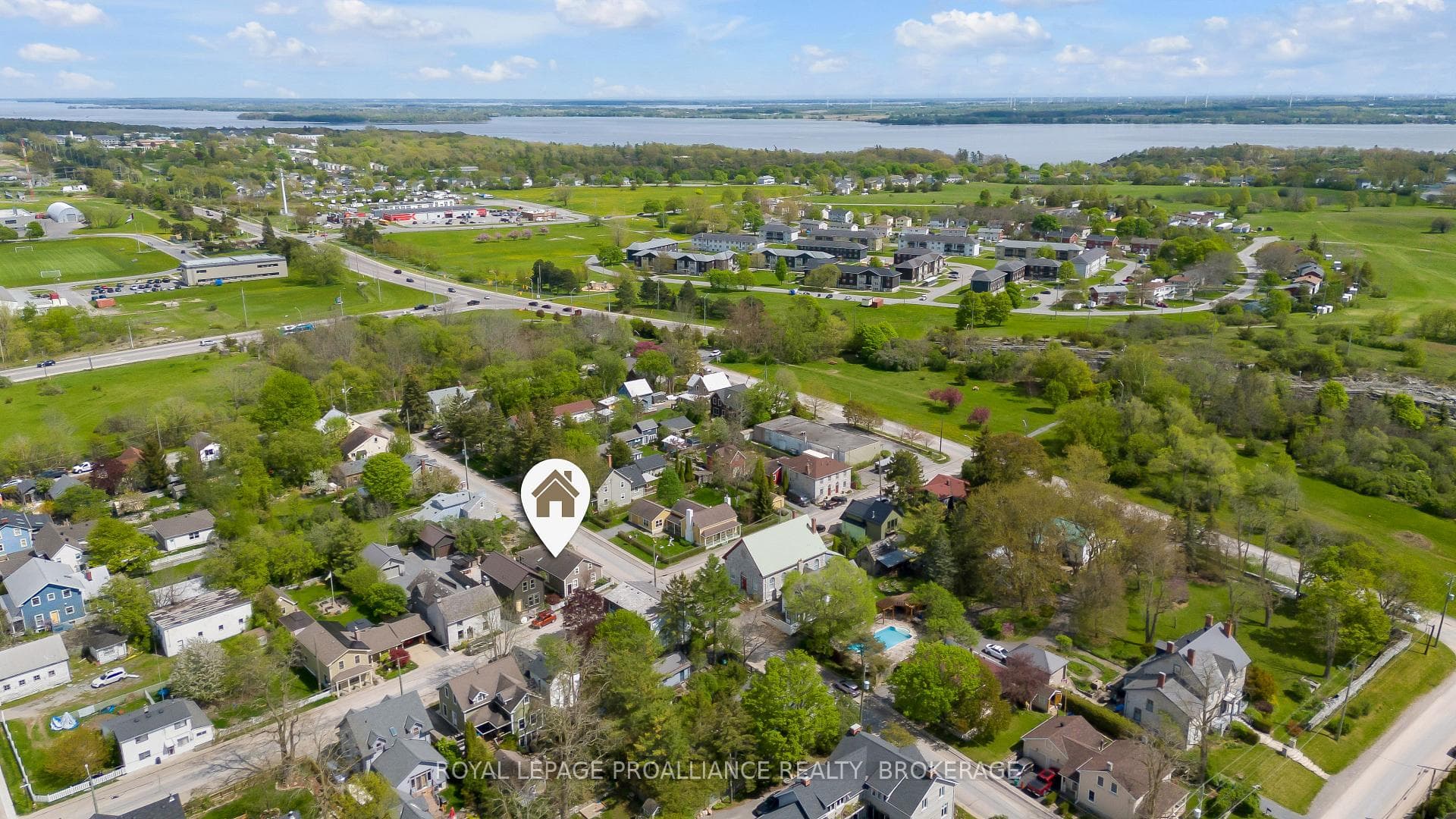 413 Regent Street photo 2
