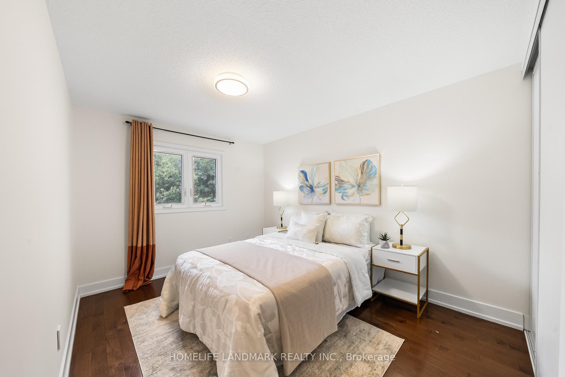90 Gray Crescent photo 14