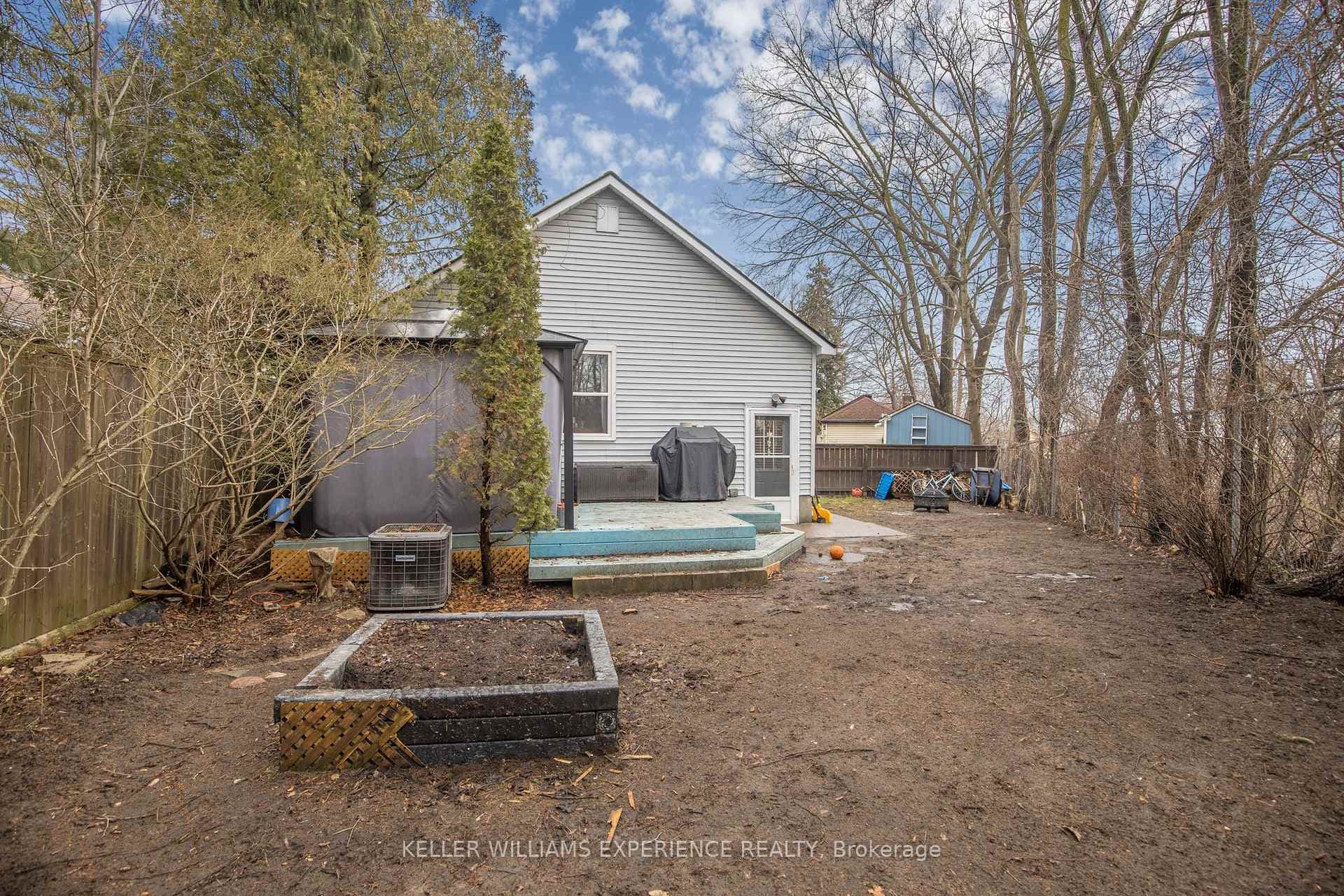 12 Mulholland Street photo 25