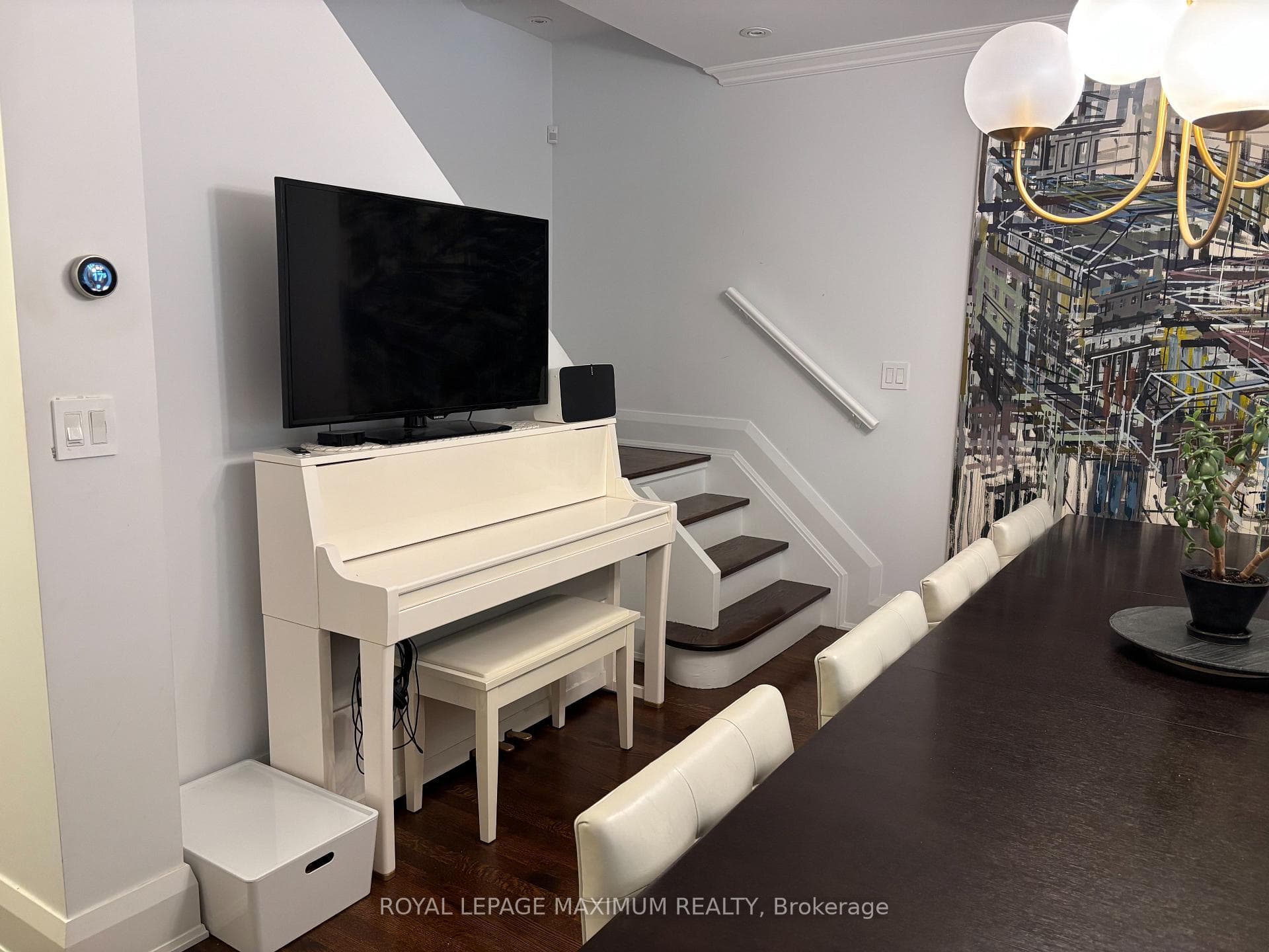 47 Vermont Avenue photo 11