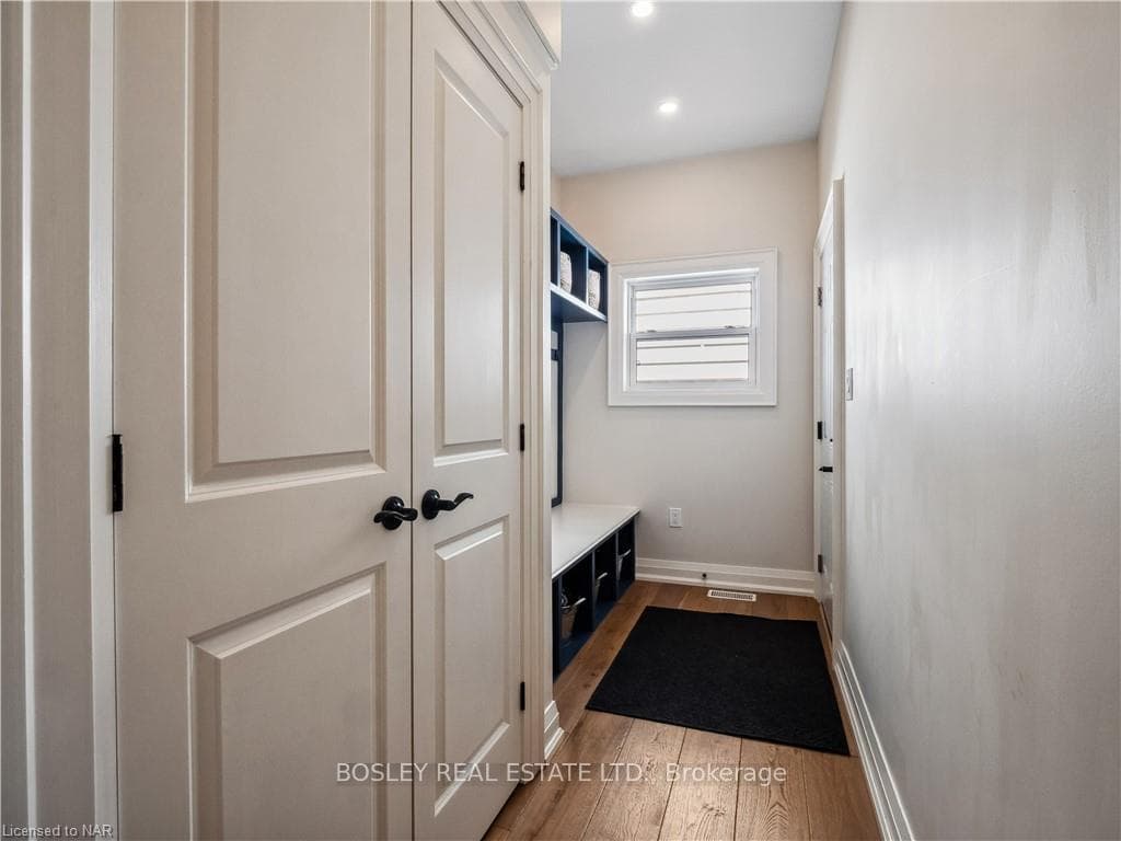 39 Woodbine Avenue photo 20