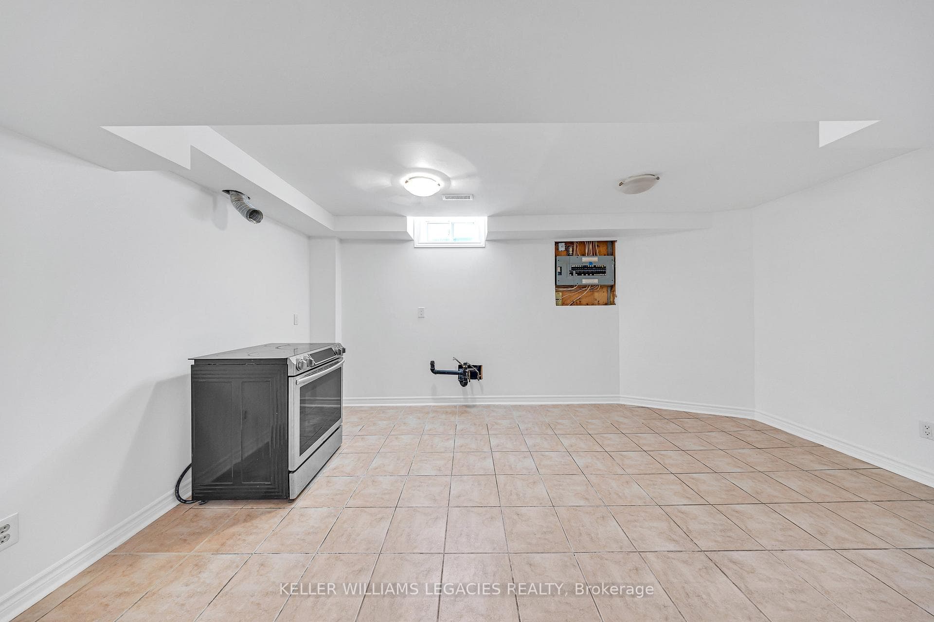 126 Spring Town Road photo 37