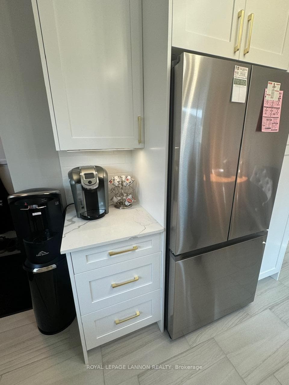 64 Strathcona Avenue photo 16