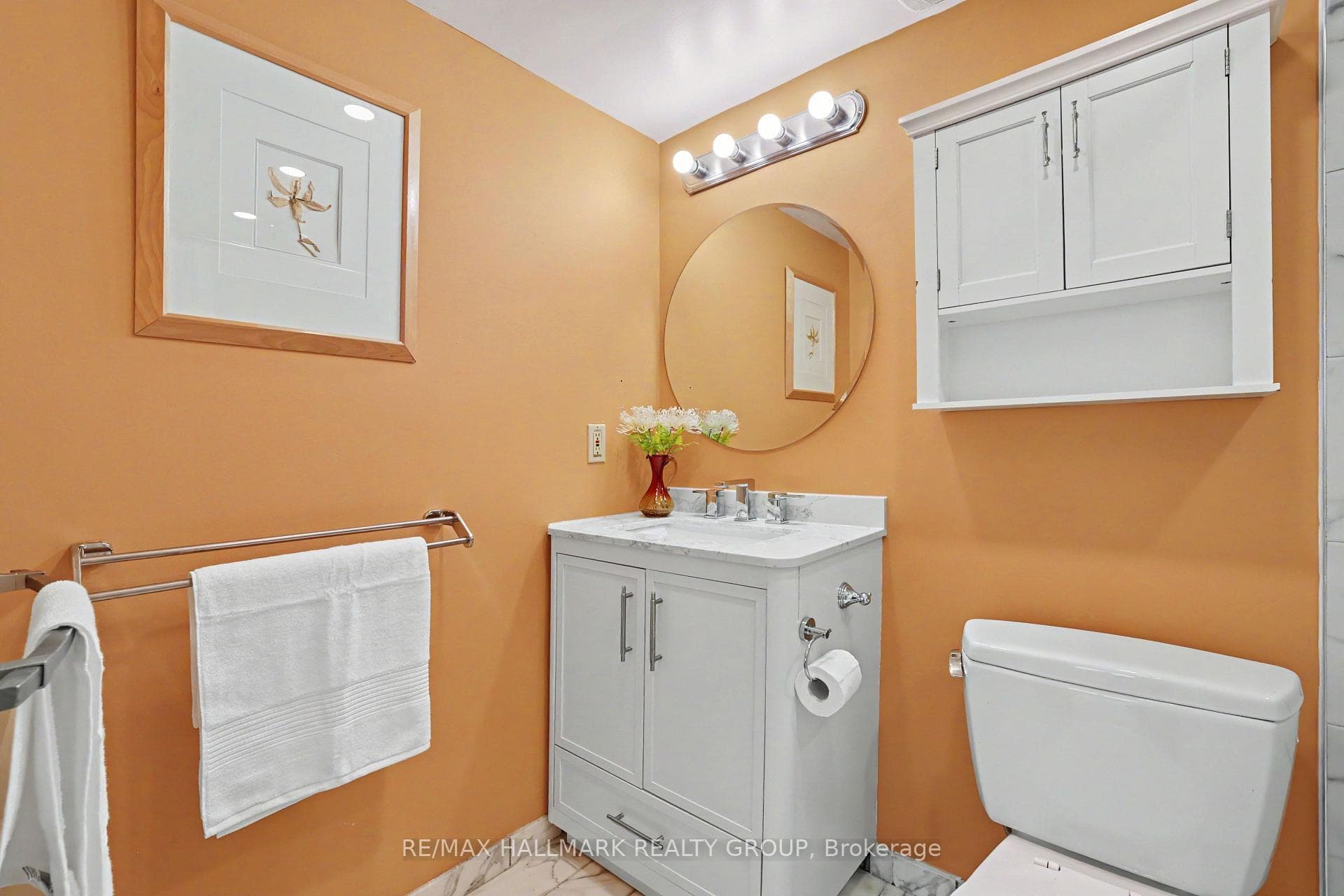 1025 Grenon Avenue Unit 915 photo 20