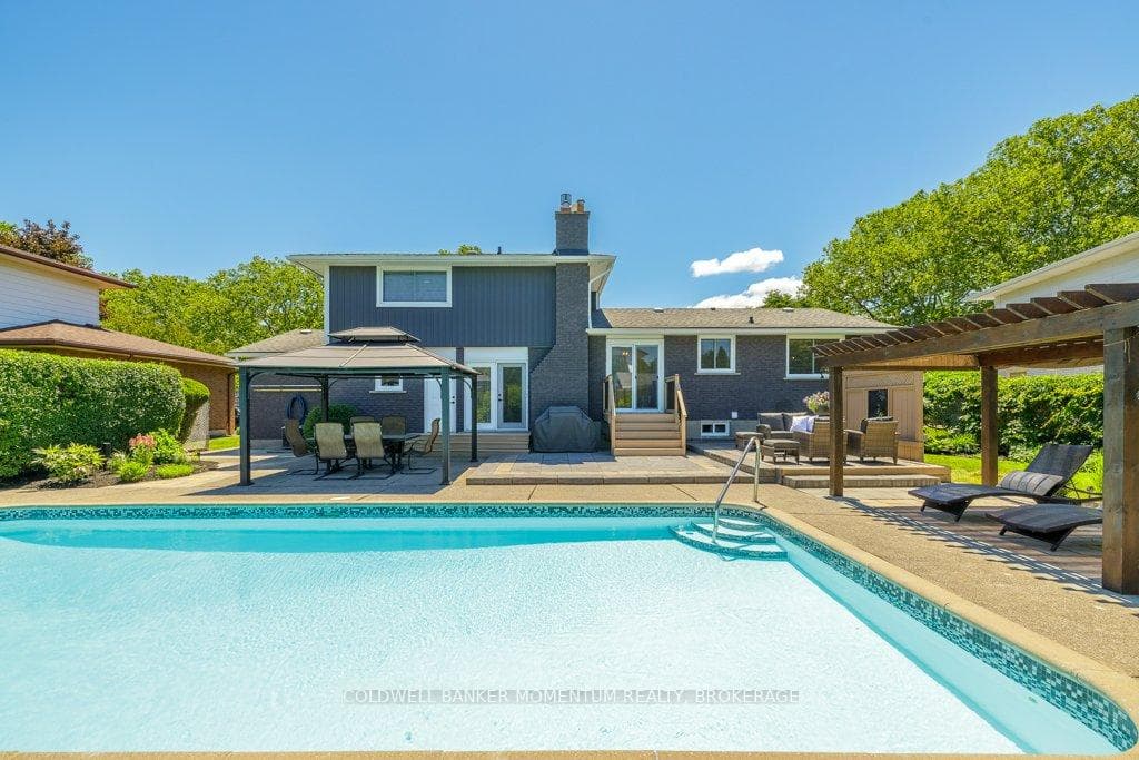 11 Kenmore Crescent photo 5