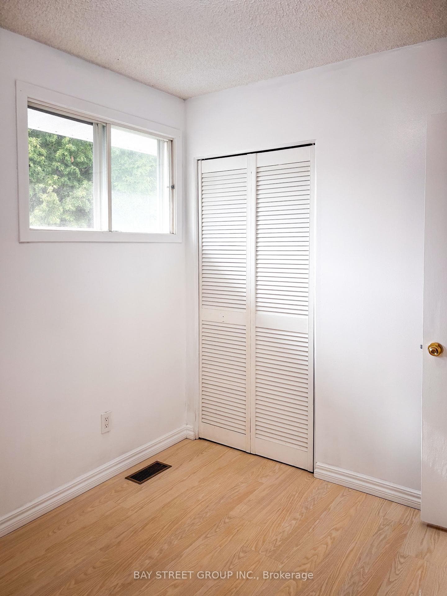 1688 Lamothe Street photo 17