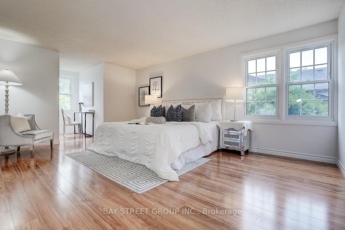 342 REGAL BRIAR Street photo 19