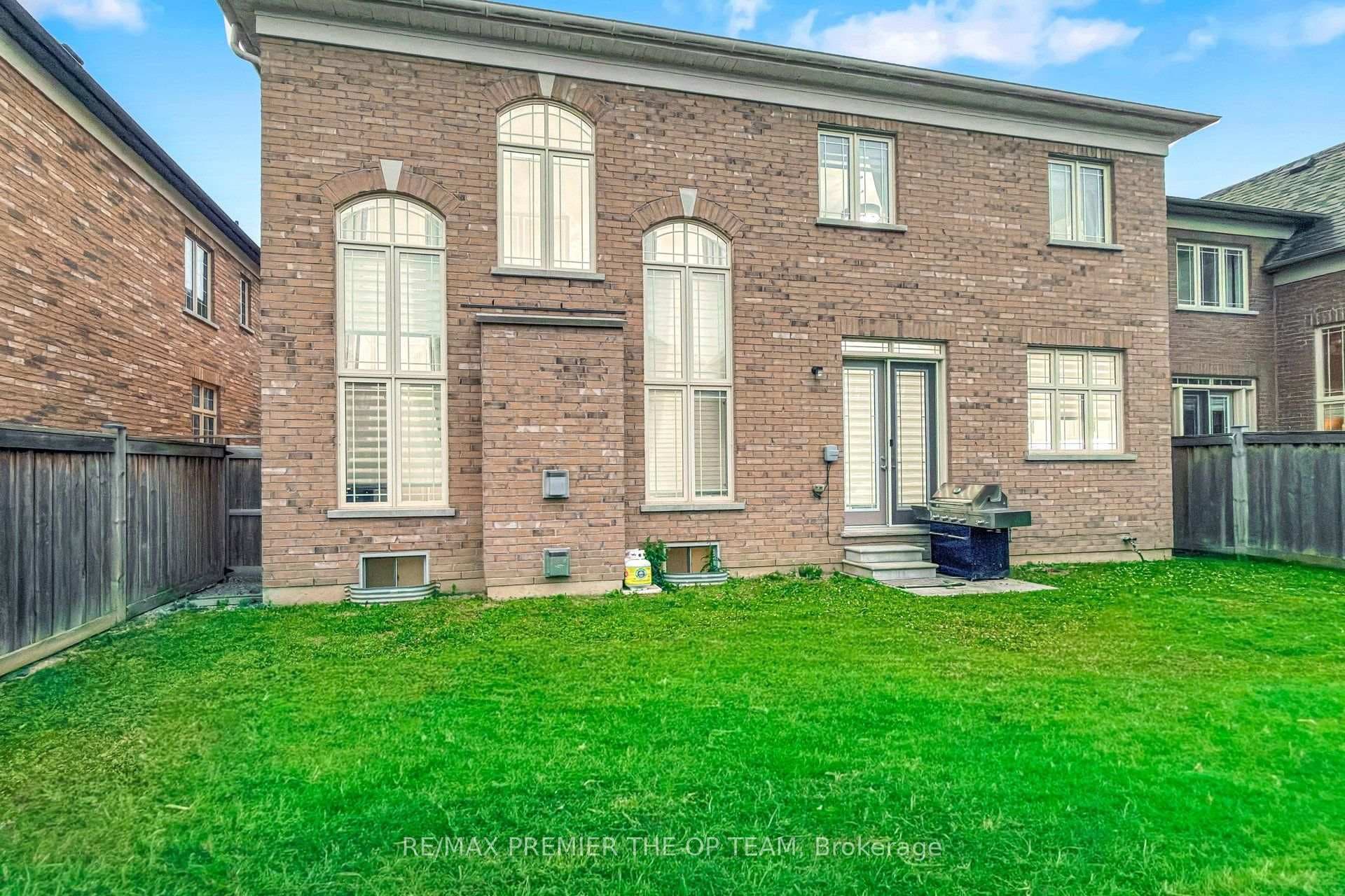 60 Chesney Crescent photo 49