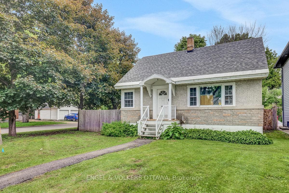229 Daniel Avenue photo 4