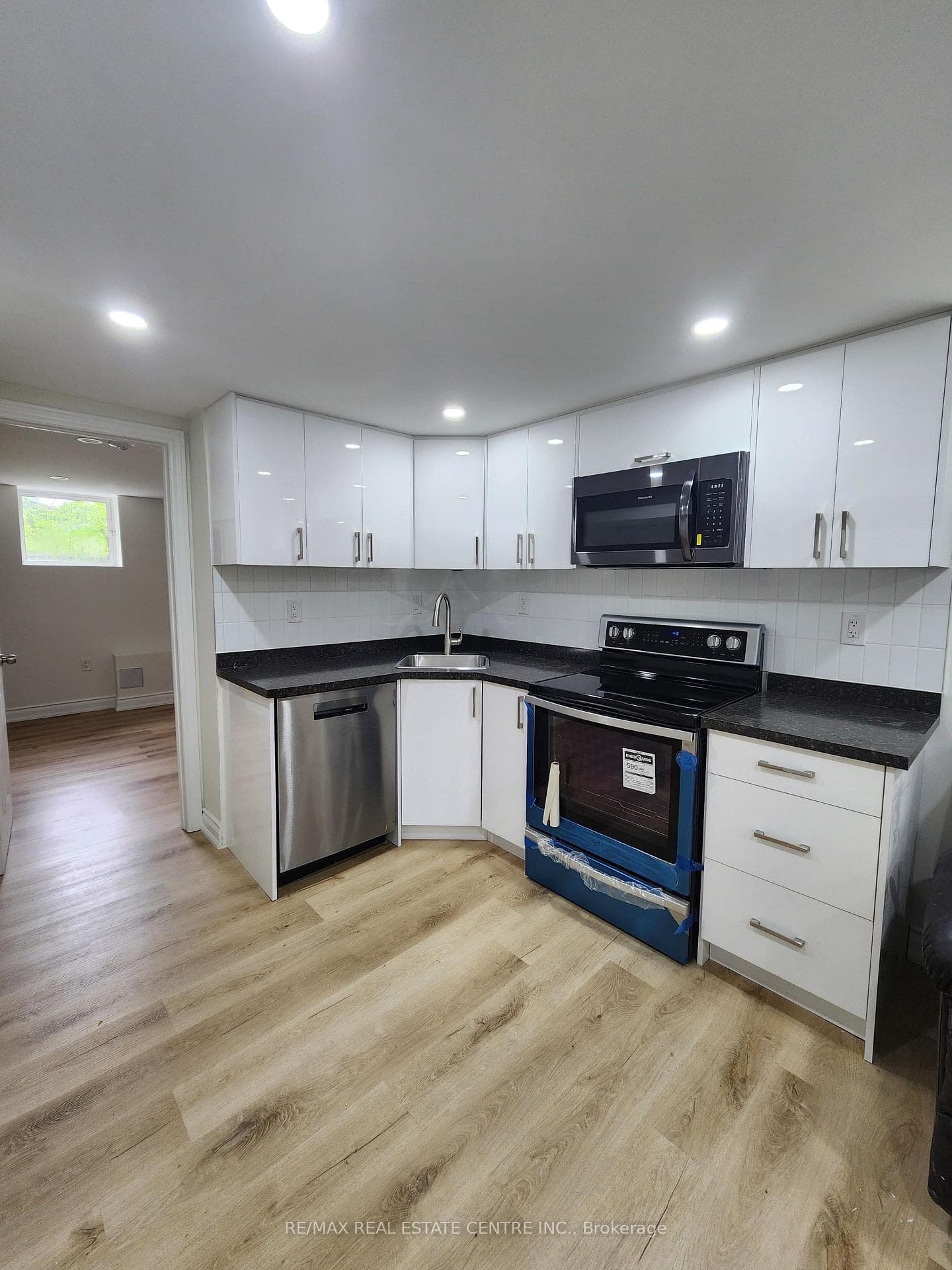 2361 Barclay Road Unit BASEMNET photo 4