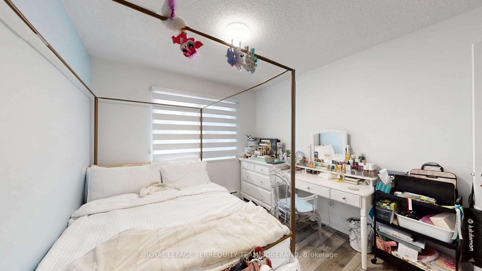 1450 Glen Abbey Gate Unit 721 photo 23