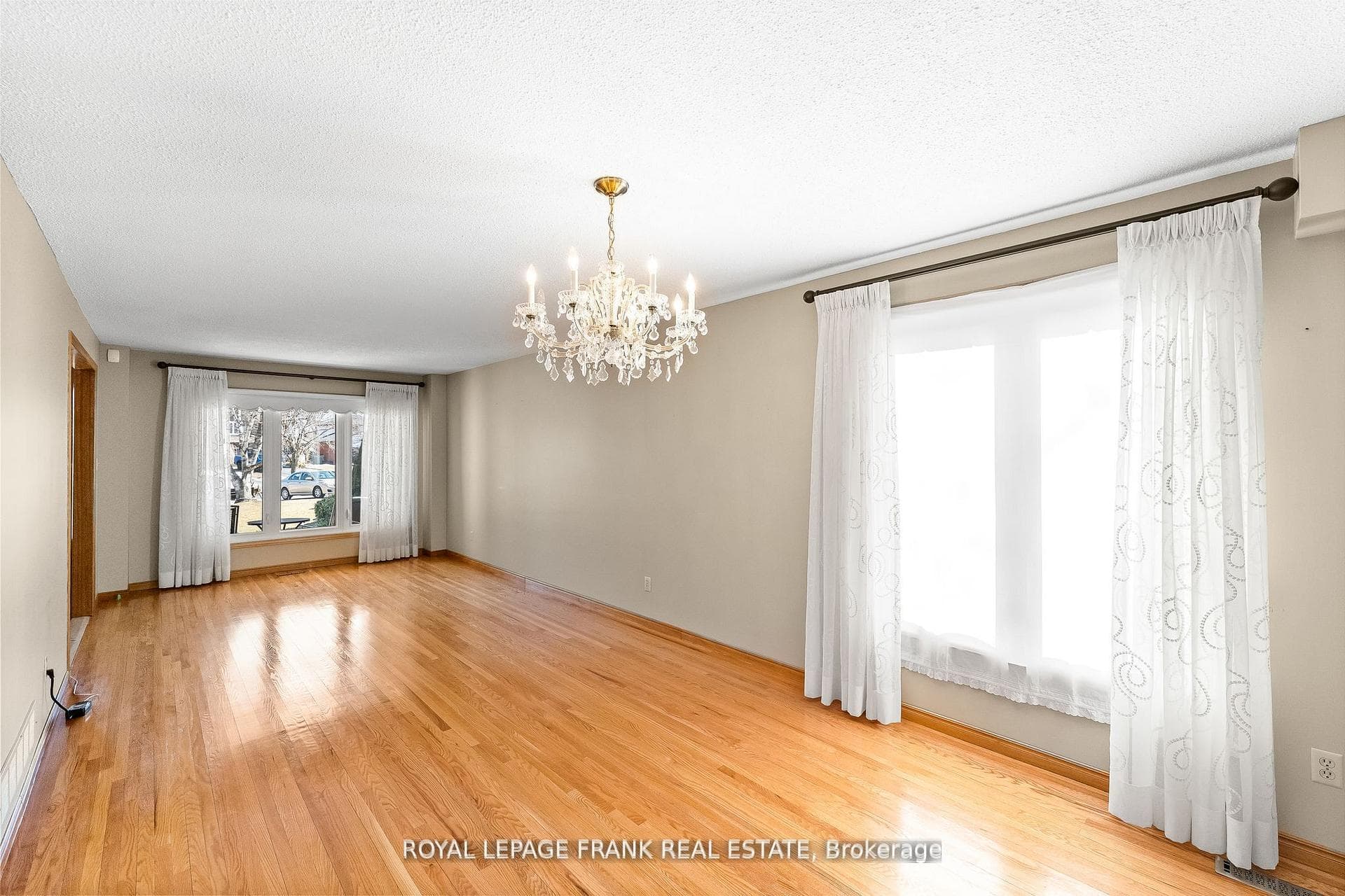 1402 Manitou Drive photo 10