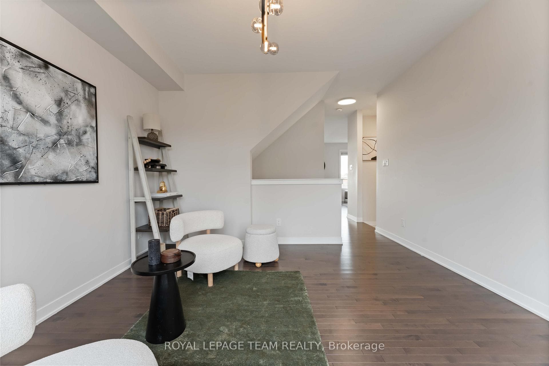 3040 Travertine Way photo 5