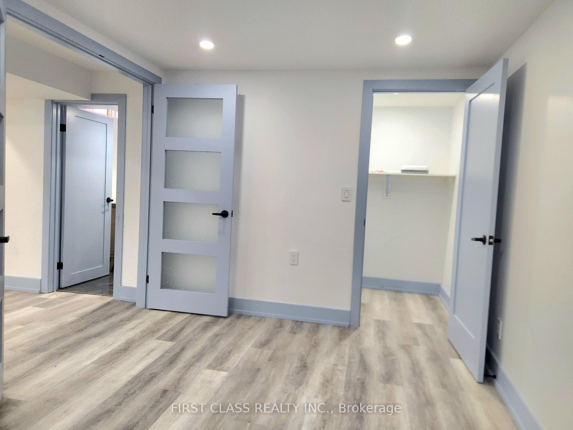 15 Strathmore Drive photo 25