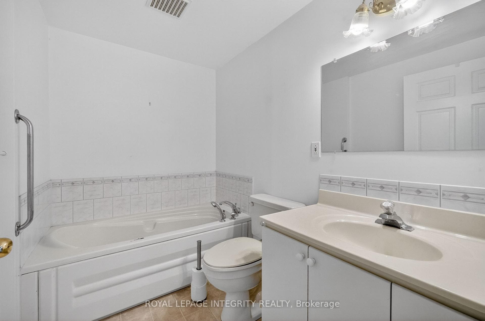 46 St Remy Drive photo 12