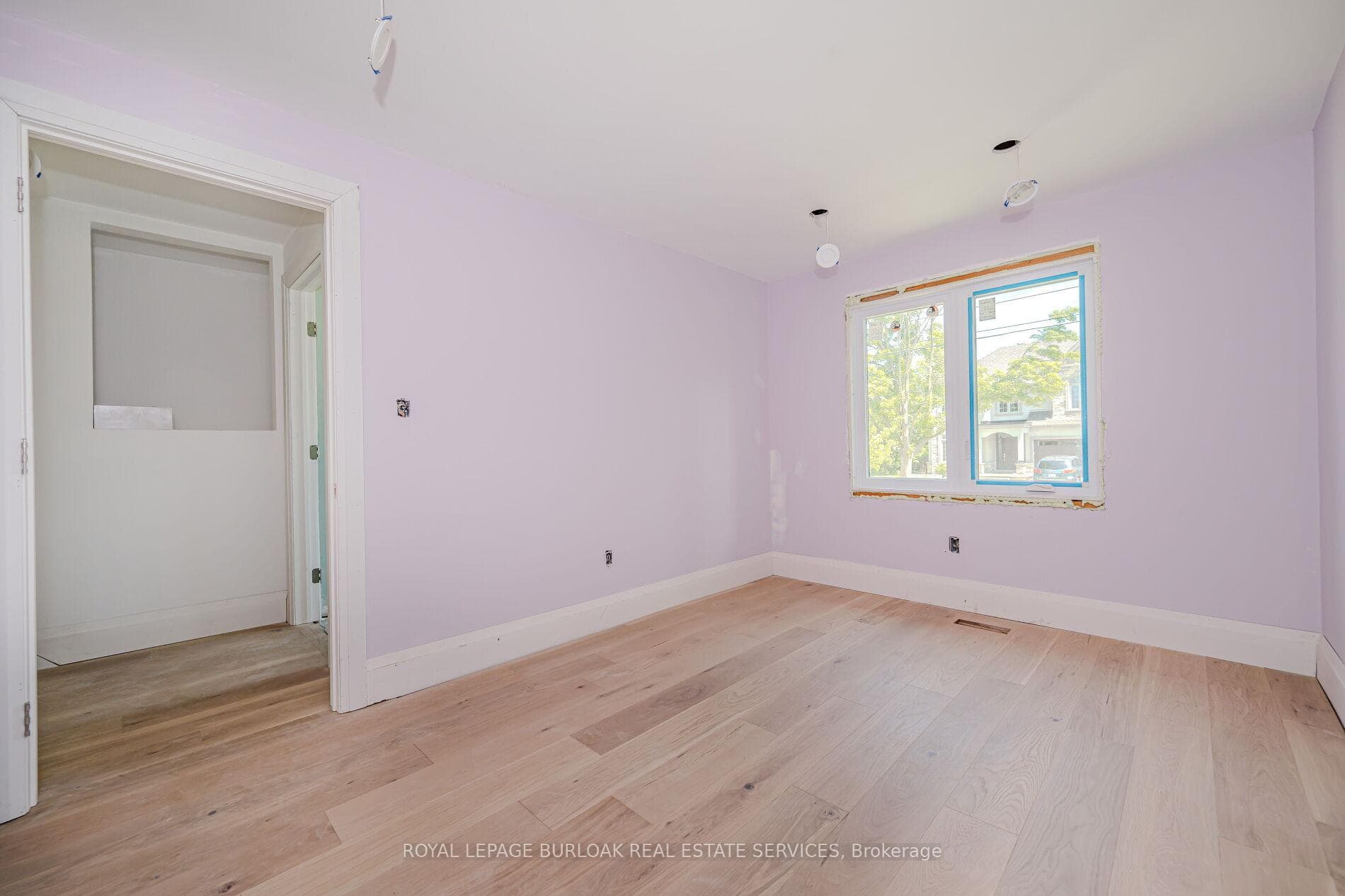 640 Dynes Road photo 25