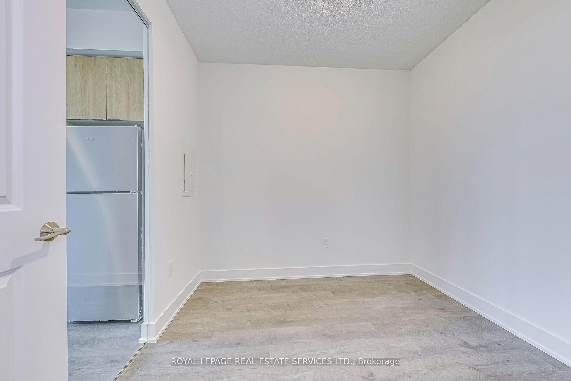 202 Burnhamthorpe Road Unit 910W photo 19