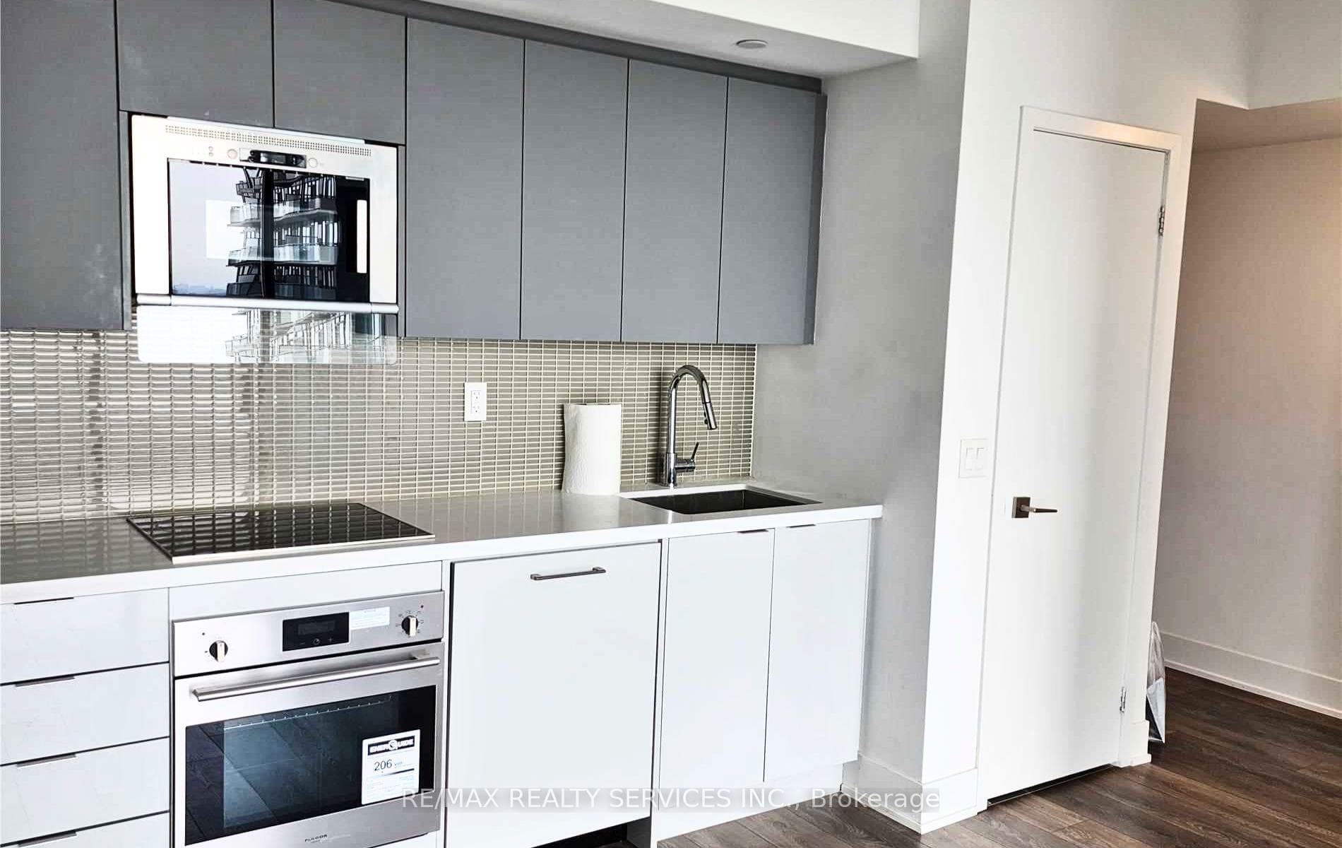 2908 Highway 7 Road Unit 1803 photo 11