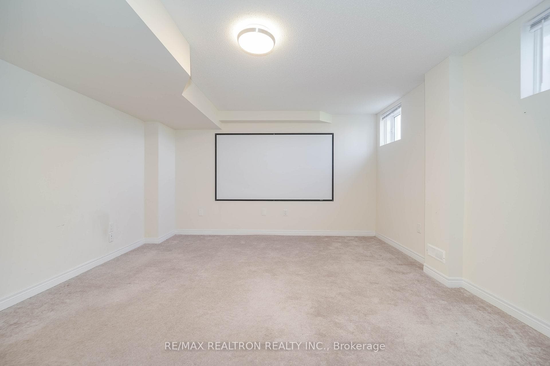 77 Betony Drive photo 38