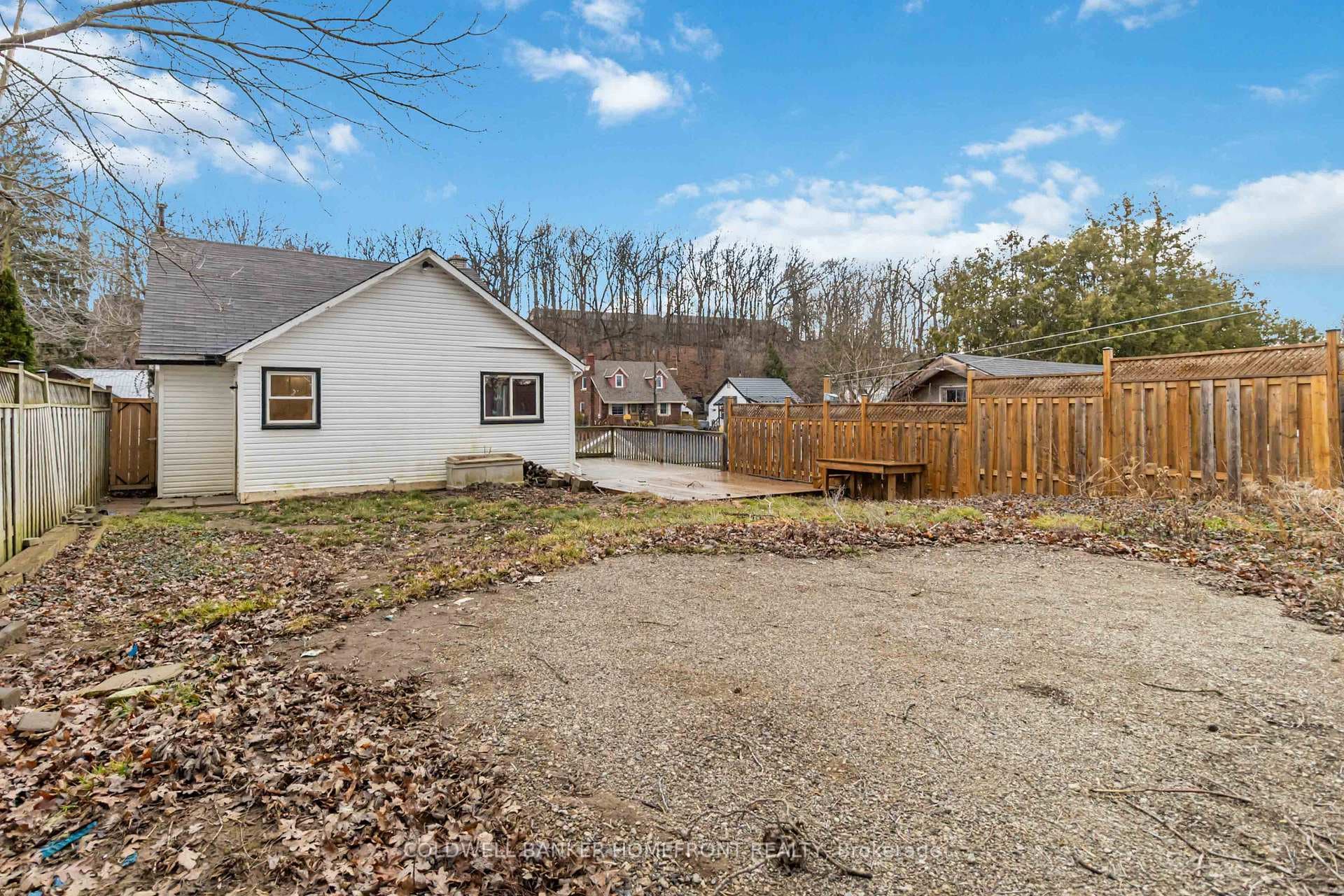 14 Barry Drive photo 43
