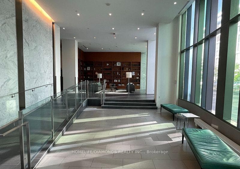 170 Fort York Boulevard Unit 1410 photo 5