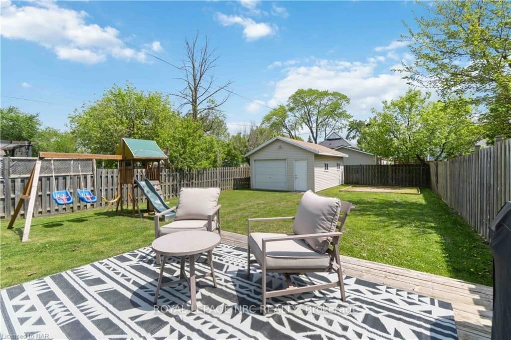 24 PATTERSON Avenue photo 39