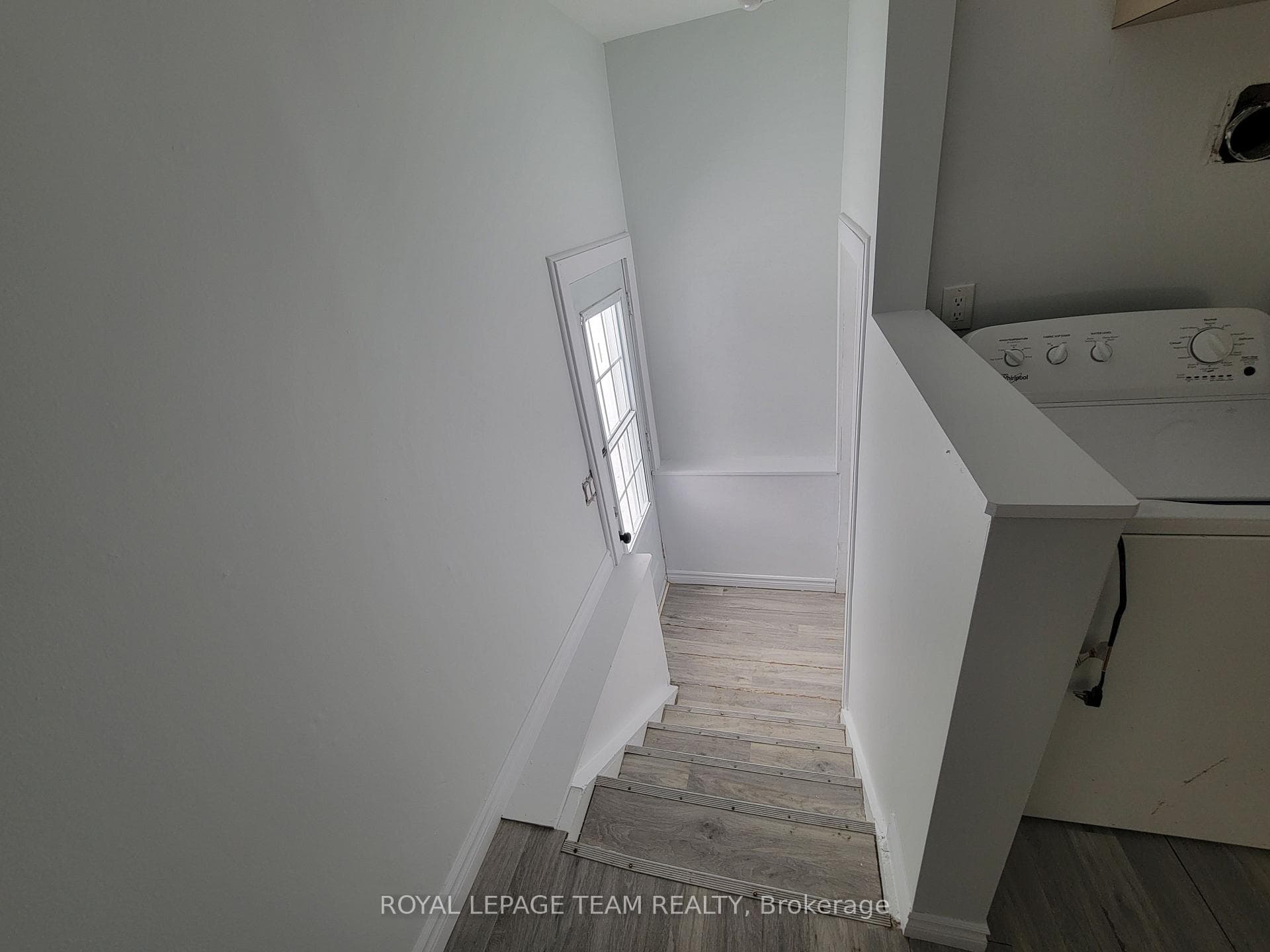 4961 Wellington Road photo 4