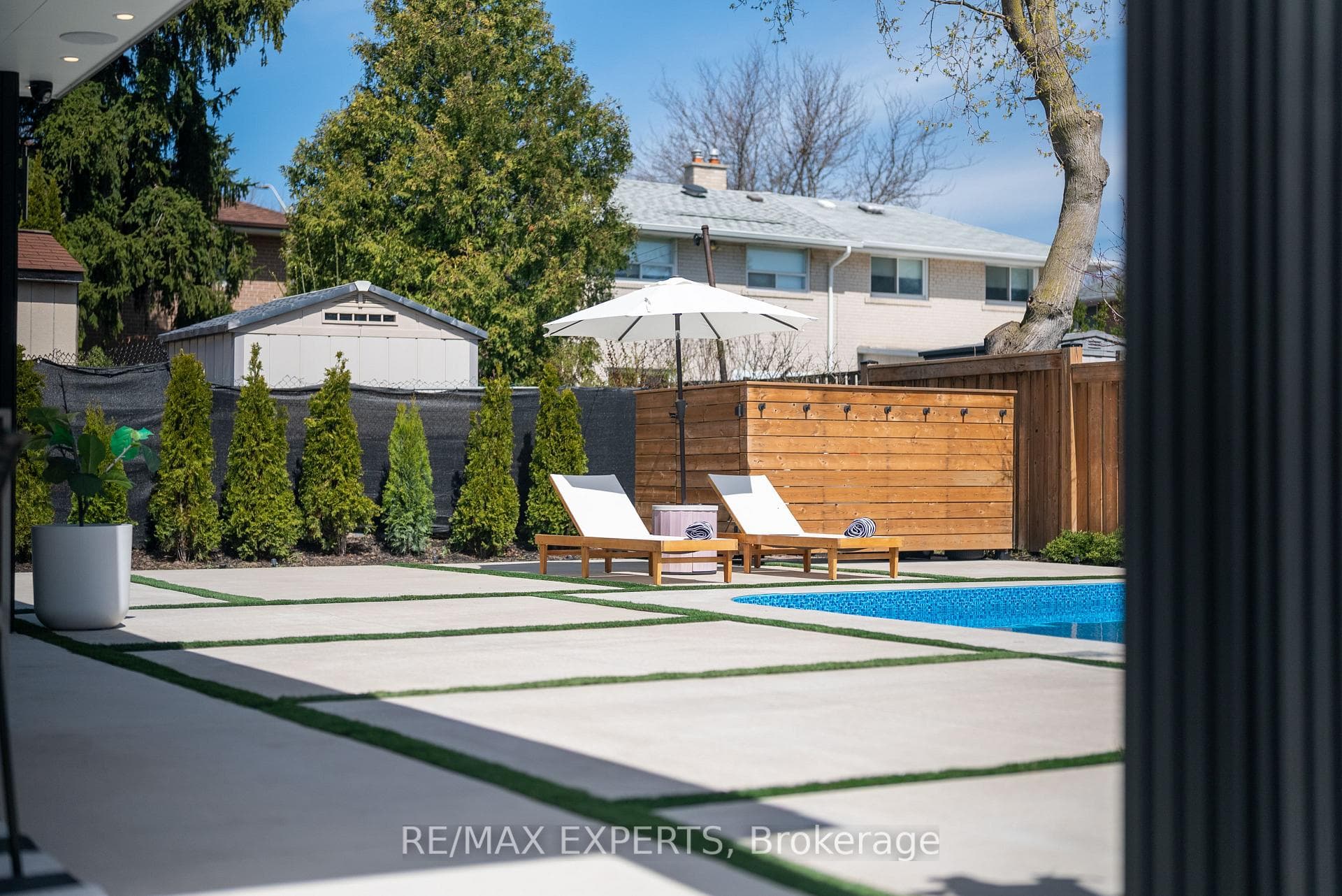 2453 Bonner Road photo 24
