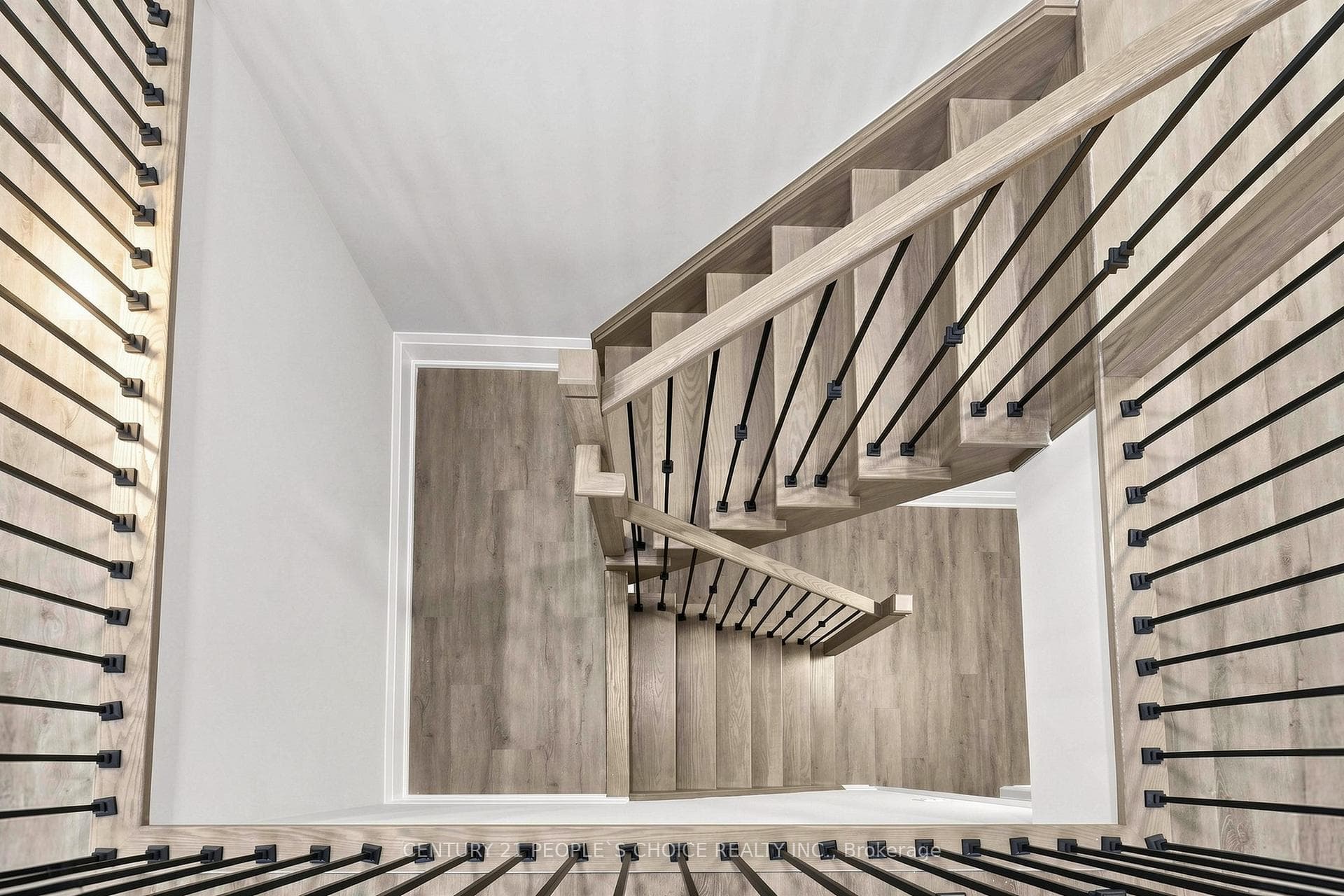 8 Durham Road photo 31