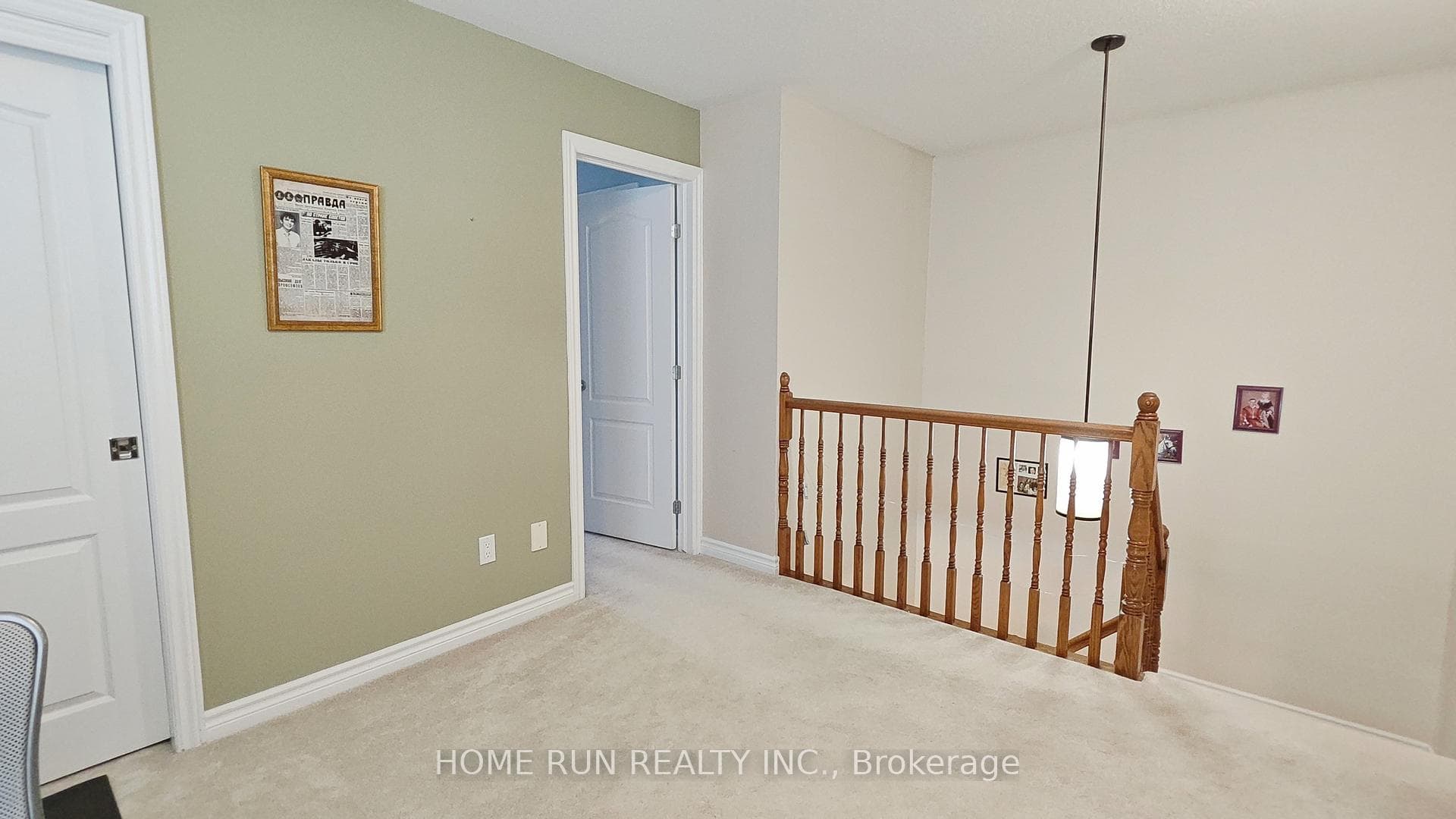 151 Whetstone Crescent photo 32
