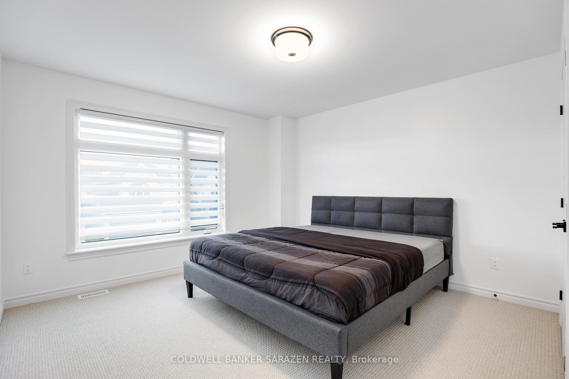 637 Moonflower Crescent photo 22