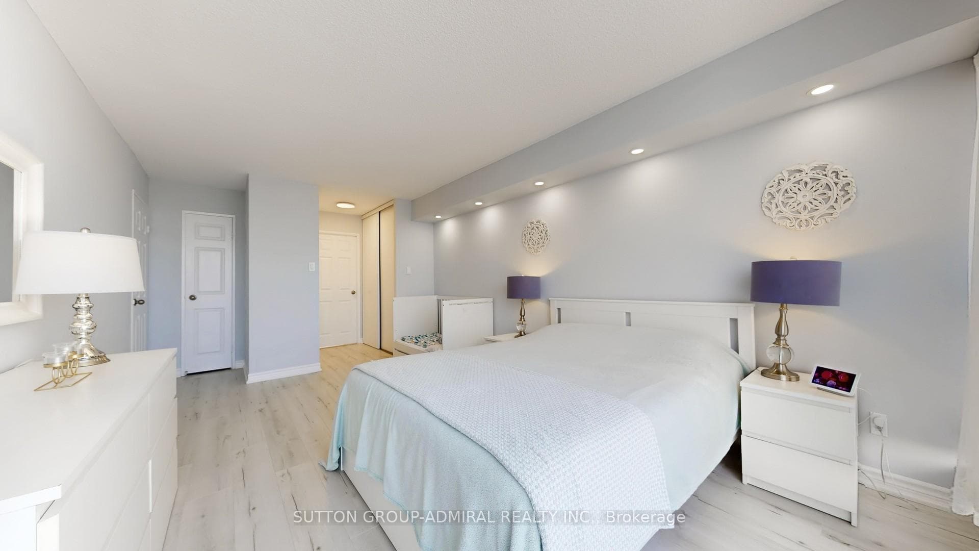 131 Torresdale Avenue Unit 1501 photo 24