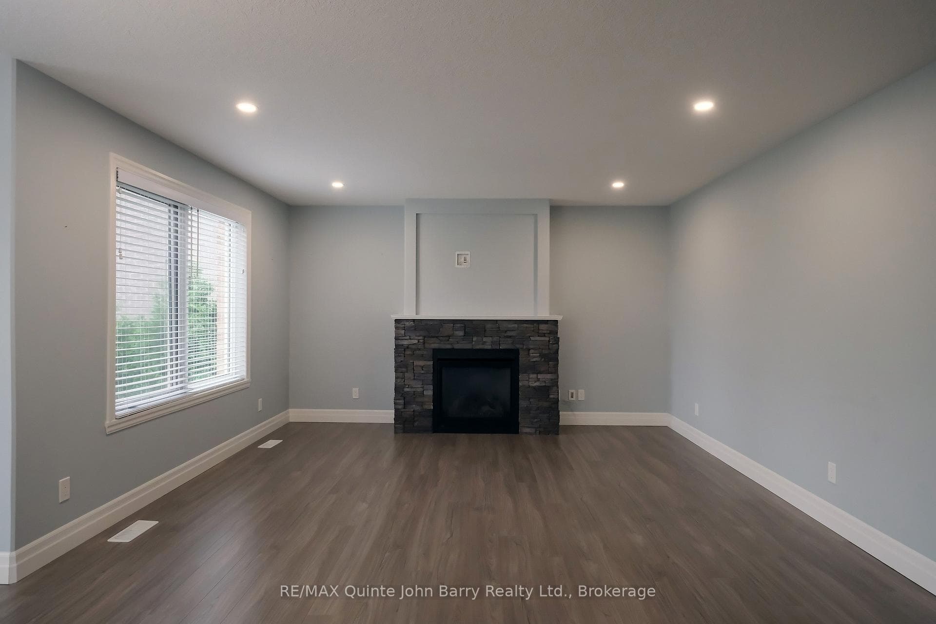 Gas Fireplace