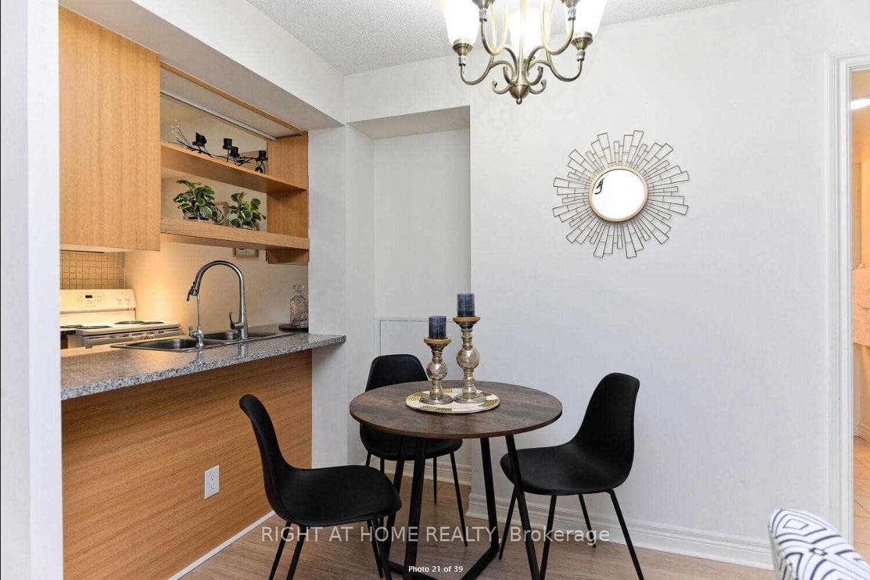70 Town Centre Court Unit 307 photo 6