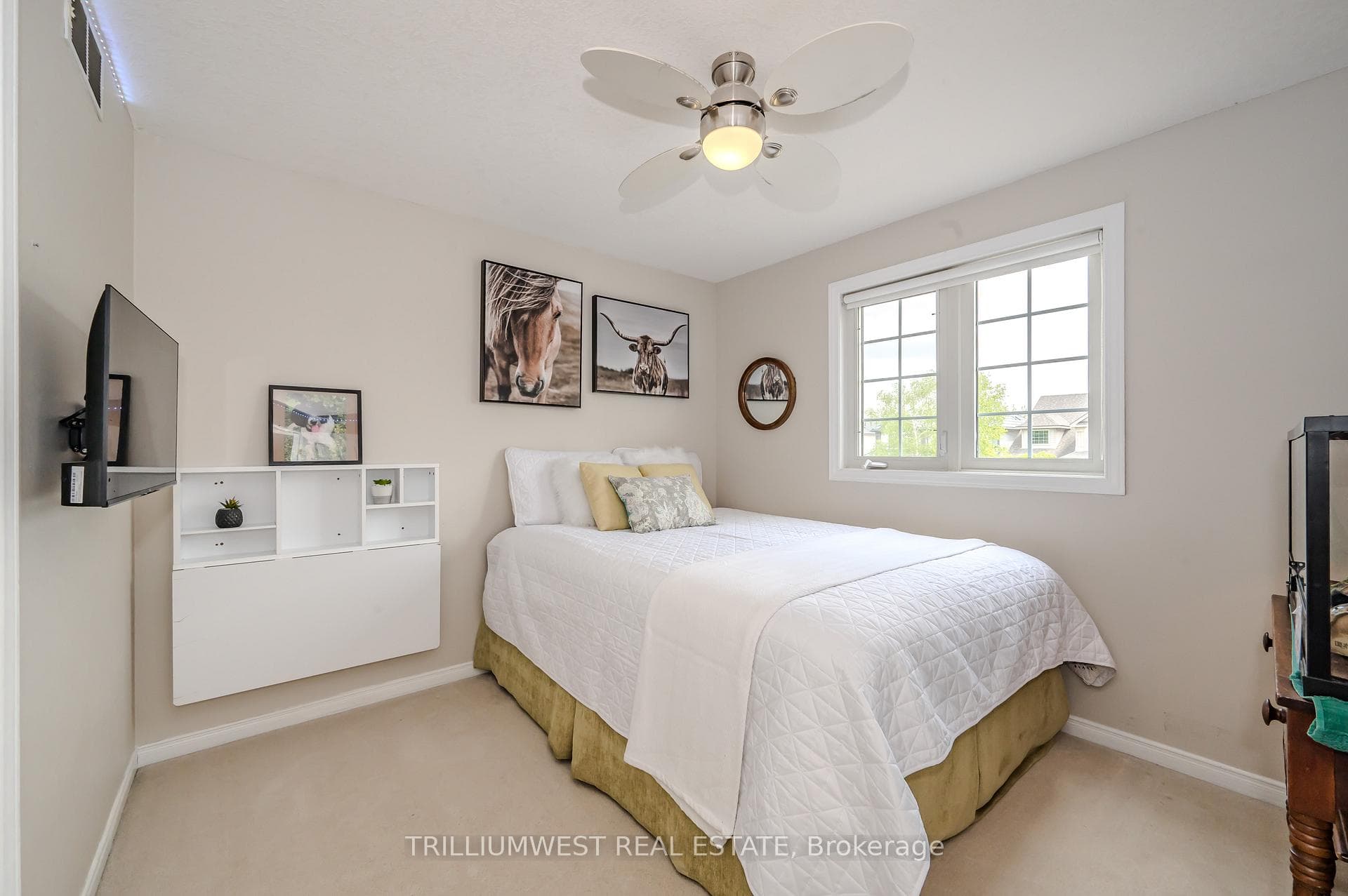 57 Marsh Crescent photo 17
