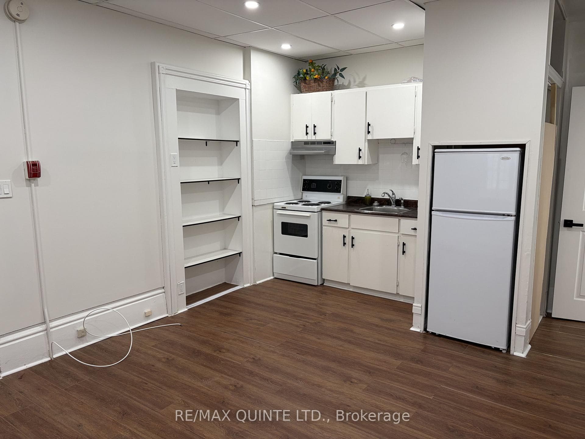 186 Albert Street Unit B photo 8