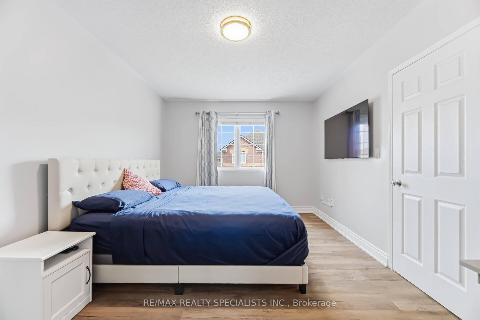5535 Glen Erin Drive Unit 77 photo 15