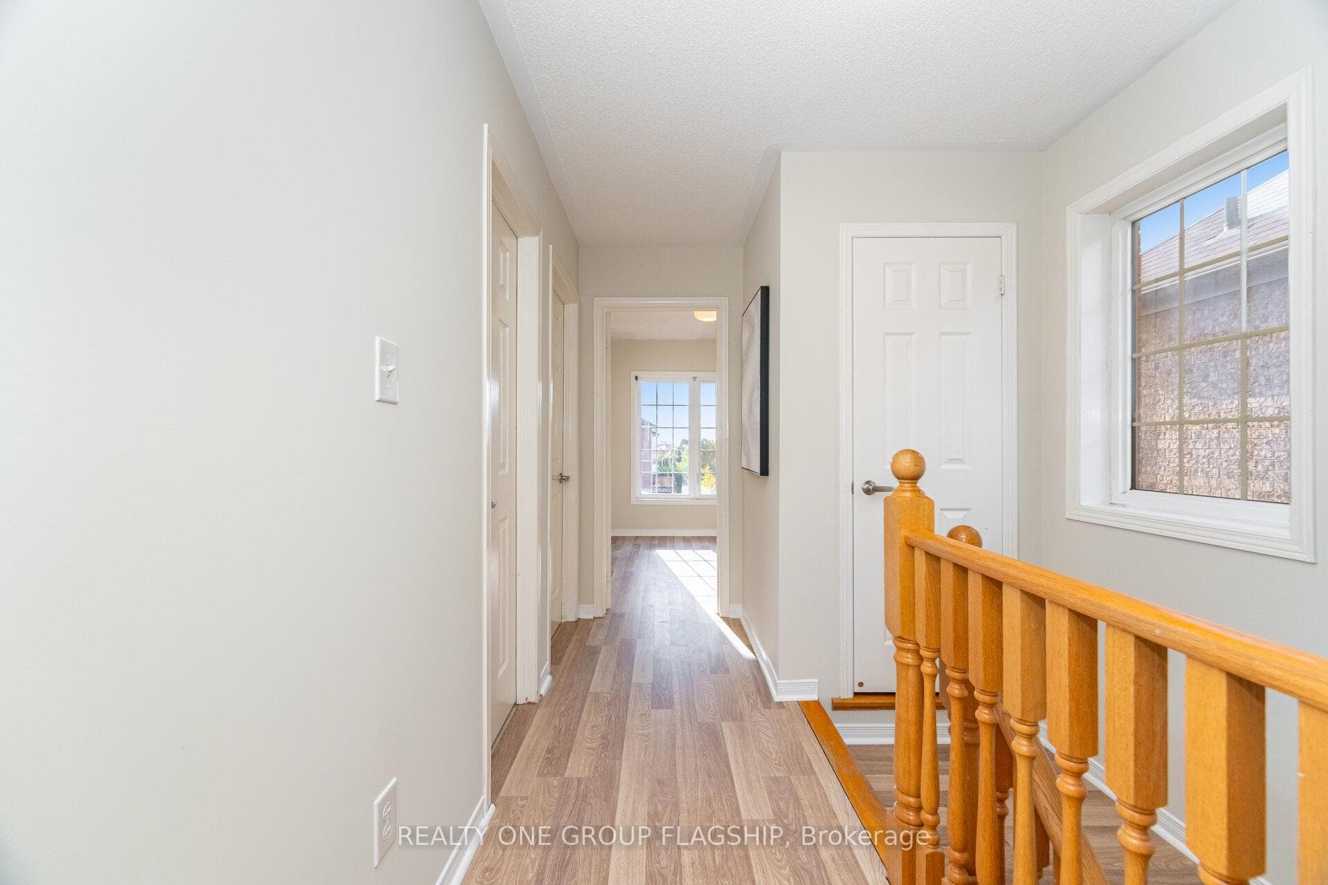 1082 Felicity Crescent photo 29