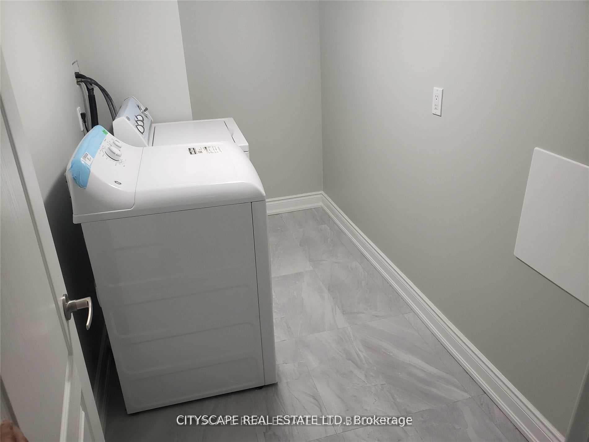 4375 Trail Blazer Way Unit Bsmt photo 13
