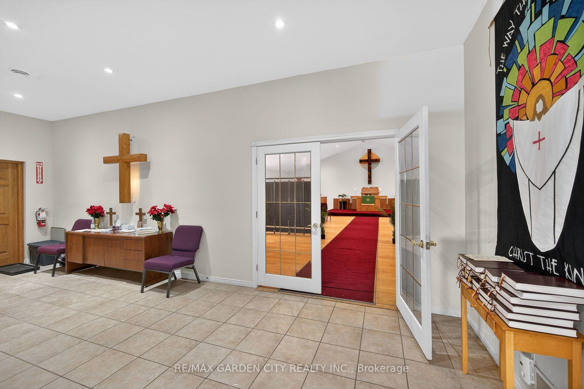 1140 Bay Street photo 15