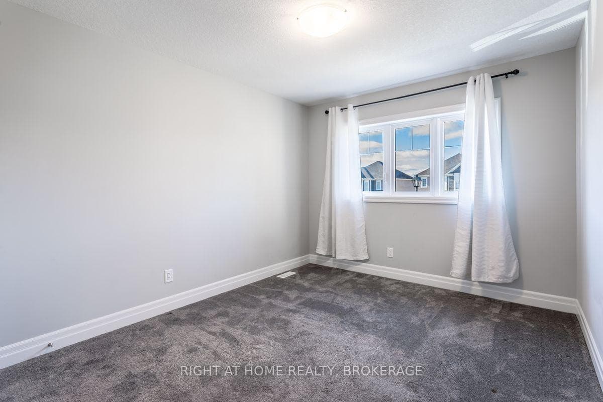 270 Bradshaw Drive photo 24