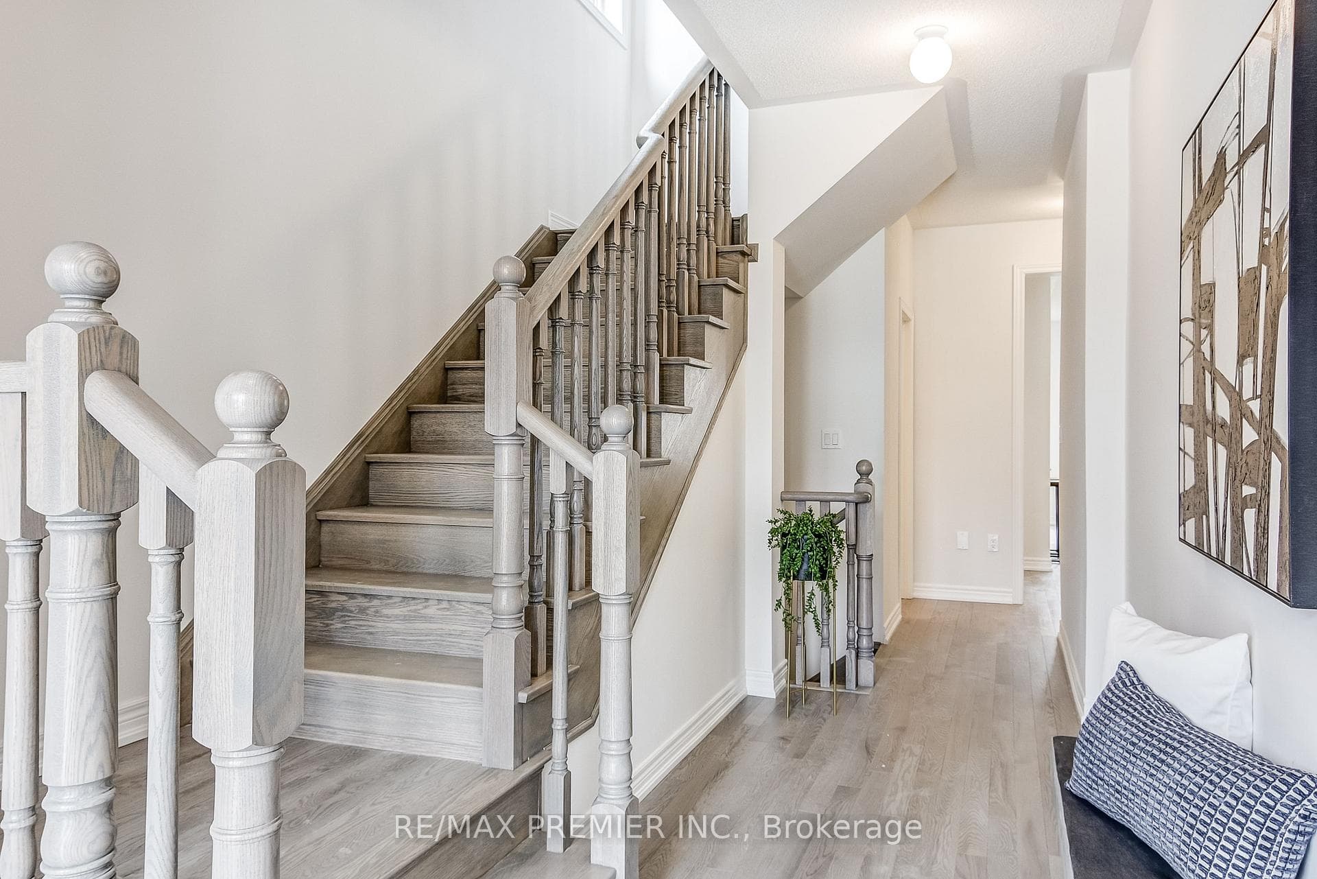 124 ARMILIA Place photo 7