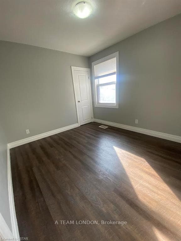 188 THOMPSON Road photo 13
