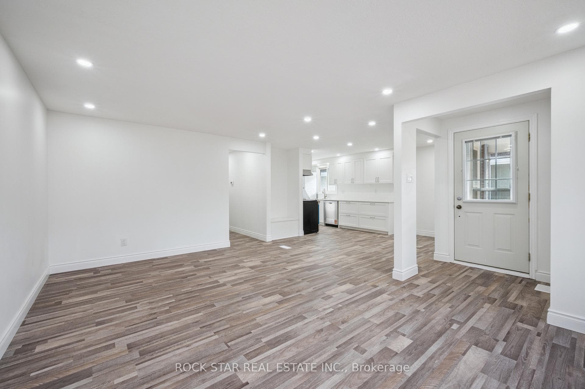 118 Selkirk Drive photo 6