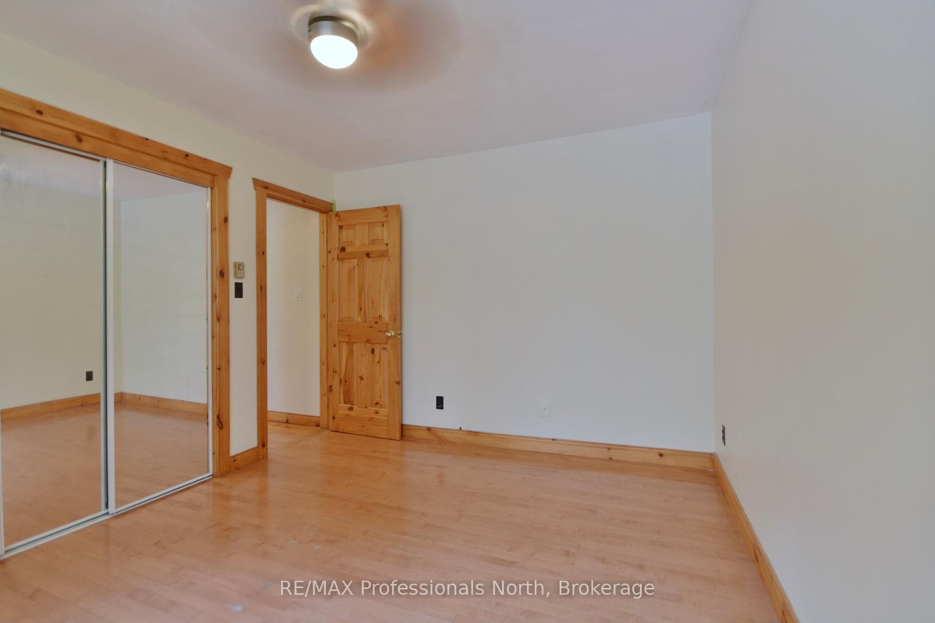 20 Coulter Lane photo 35