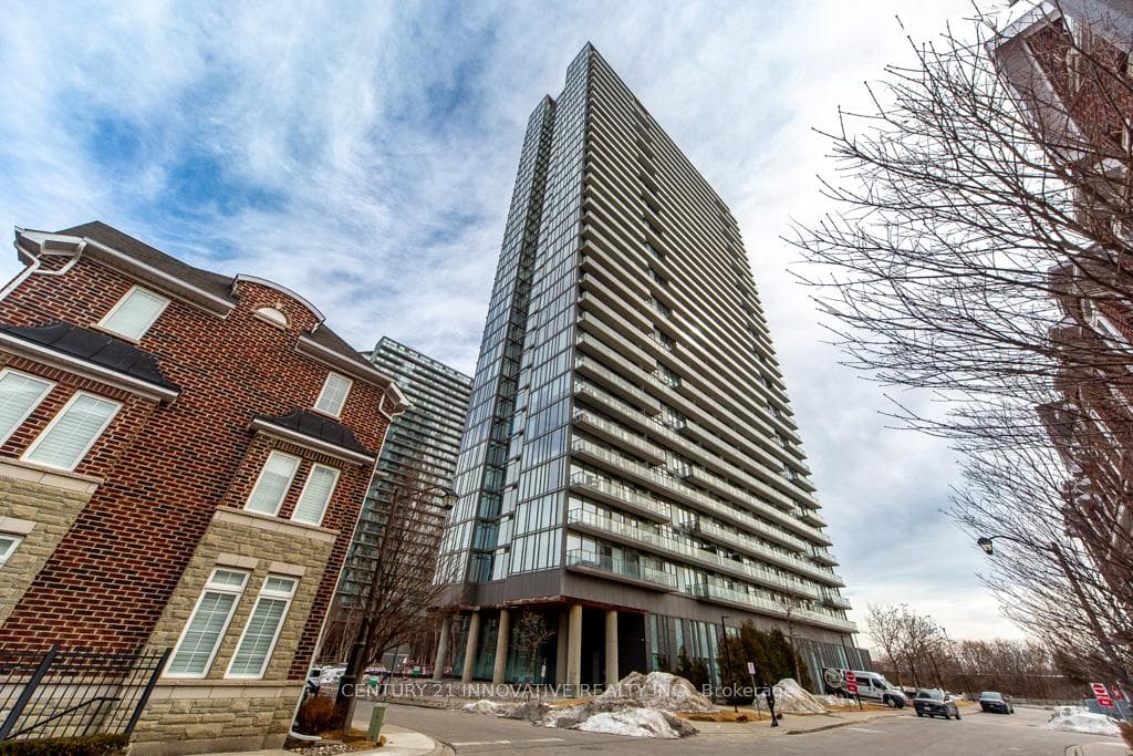 105 The Queensway Way Unit 1107 photo 5