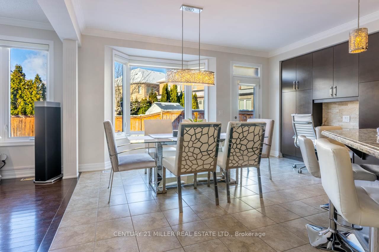 149 Forbes Terrace photo 9