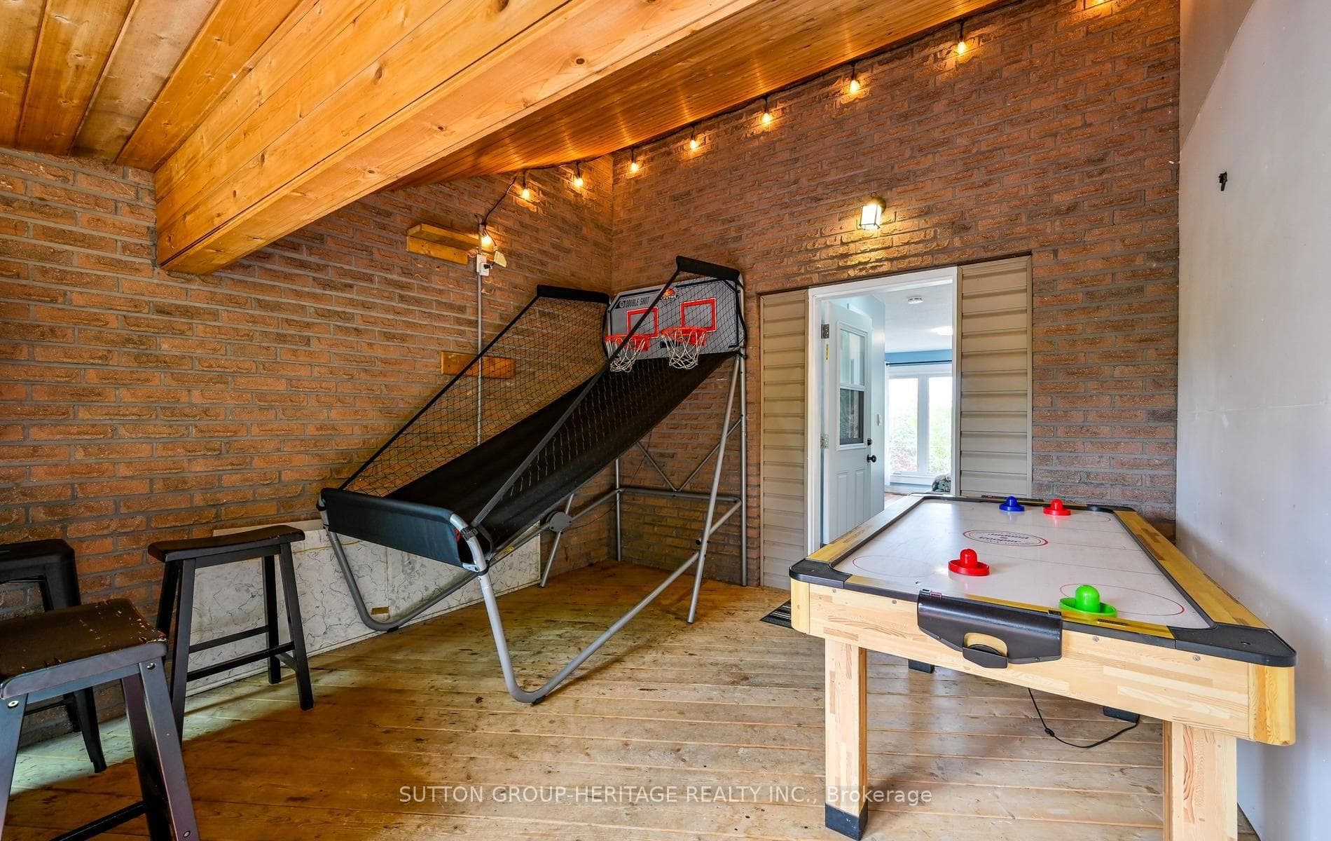 381 Fralicks Beach Road photo 28