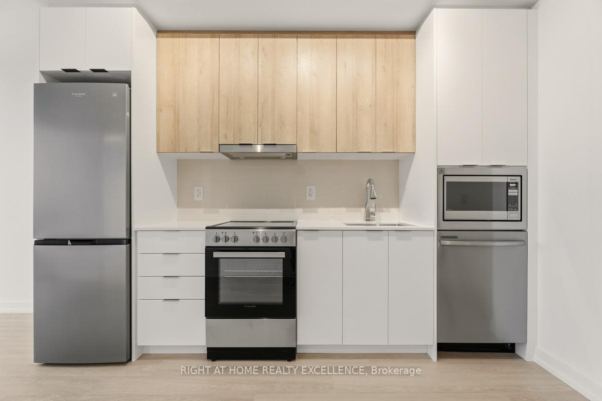 9751 Markham Road Unit B-519 photo 4